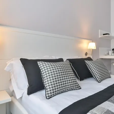 Lata Luxury 4*