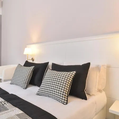 Lata Luxury 4*