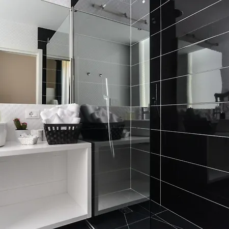 Lata Luxury