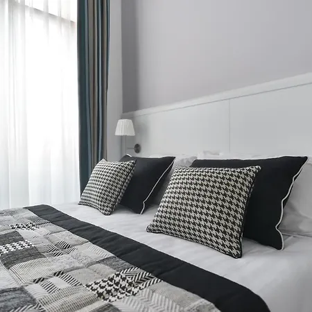 Lata Luxury Pensjonat 2*