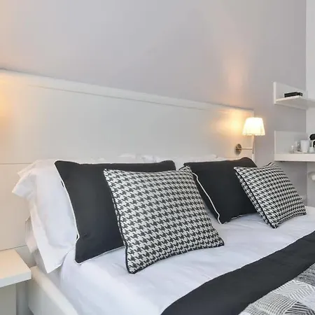 Lata Luxury Pensjonat